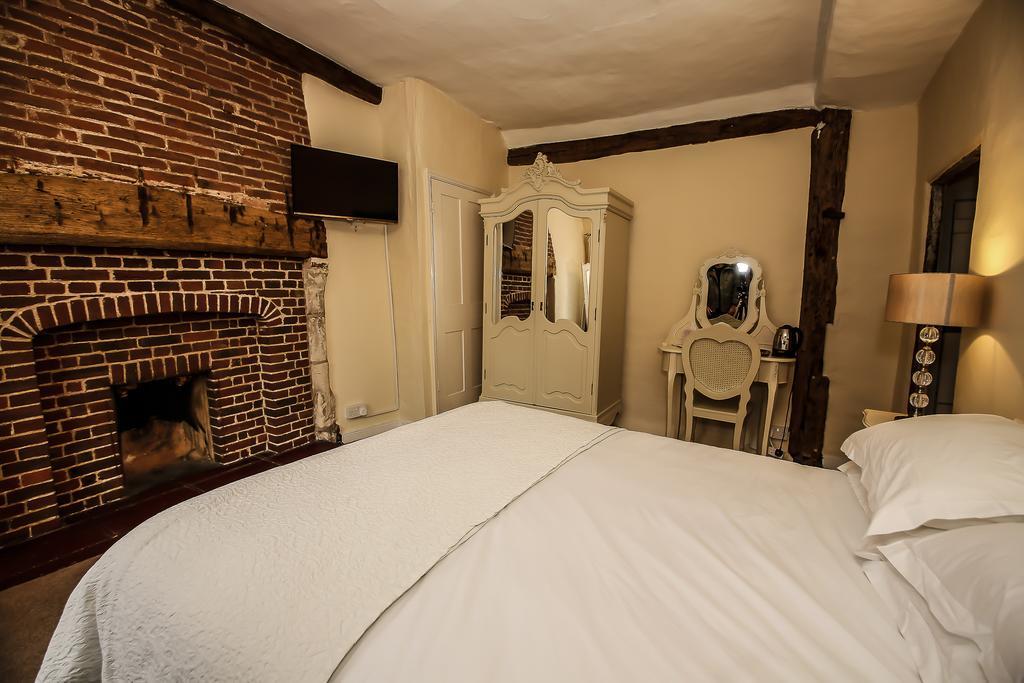 The Angel Hotel Lavenham Room photo